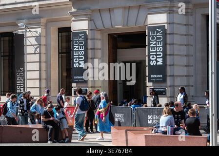 People queuing to get into the Science Museum, London, UK Stock Photo