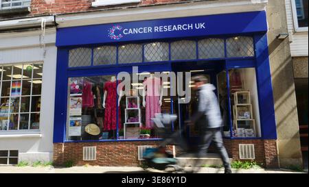 The Cancer Research UK store in parchment Street, Winchester Stock Photo