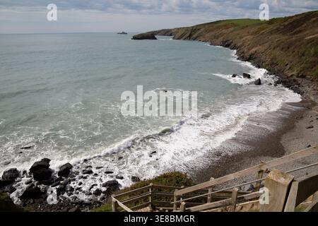 Views from the footpath above Porth Ysgo, Rhiw, Aberdaron, Llyn Peninsula towards Maen Gwenonwy and Yny Gwylan on a sunny day Stock Photo