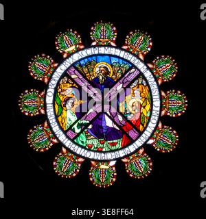 Rose window, Church of Sant'Andrea (Chiesa di Sant'Andrea).  Orvieto, Umbria, Italy Stock Photo