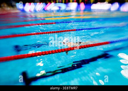 LONDON, UNITED KINGDOM. April 14: A general view of practice session daily during Aquatics GB Swimming Championships 2026 Day 1 events at London Aquatics Centre on Tuesday, 14 April, 2026. LONDON ENGLAND. Credit: Taka G Wu/17�Թ����� Live News Stock Photo