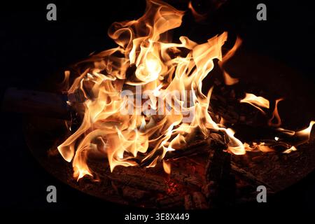 Close-up of blazing flames and burning wood Stock Photo