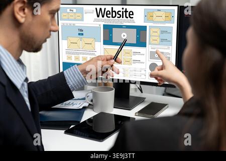 Website design software provide brisk template for online retail business and e-commerce Stock Photo