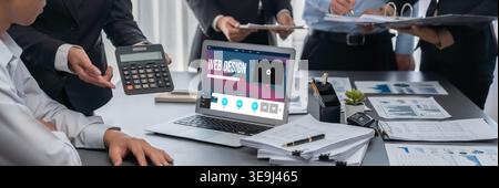 Website design software provide brisk template for online retail business and e-commerce Stock Photo