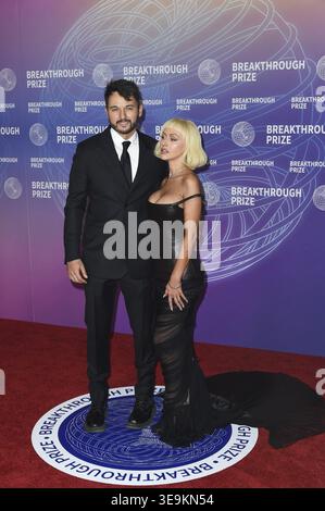 Matthew Rutler and Christina Aguilera at the 12th Breakthrough Prize ...