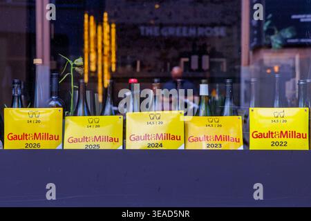 Gault millau logo hi-res stock photography and images - Alamy