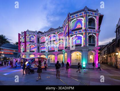 Peranakan Museum Singapore, exterior view during Night to Light Festival, with projection mapping at Armenian Street Stock Photo