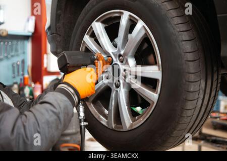 tires, maintenance, auto repair shop, tire, tyre, tyres, maintenances, auto repair shops Stock Photo
