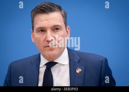 Bundespressekonferenz - Deutsch-kanadische Partnerschaft fuer souveraene KI Evan Solomon, Minister fuer kuenstliche Intelligenz und digitale Innovation der Regierung von Kanada in der Bundespressekonferenz zur Vorstellund des Thema Deutsch-kanadische Partnerschaft für souveraene KI, Berlin , 24.04.2026 Berlin Berlin Deutschland *** Federal Press Conference German-Canadian Partnership for Sovereign AI Evan Solomon, Minister of Artificial Intelligence and Digital Innovation of the Government of Canada at the Federal Press Conference to present the topic German-Canadian Partnership for Sovereign Stock Photo