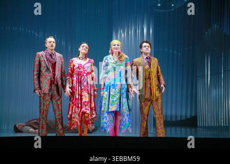 l-r: Mark Stone (Demetrius), Peter Wedd (Lysander), Elizabeth Atherton ...