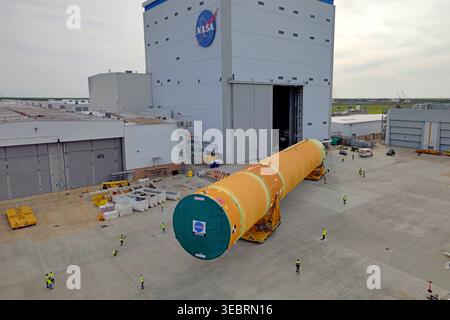 NASA moved the core stage, or the largest section, of the SLS (Space ...