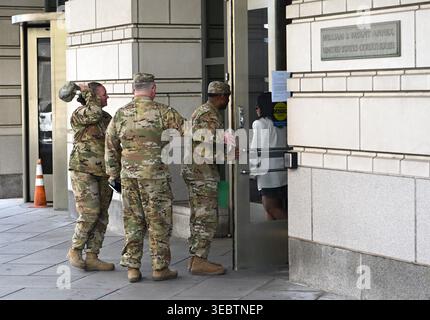 Washington, USA. 27th Apr, 2026. Servicemen and a servicewoman enter the U.S. District Court for the District of Columbia in Washington, DC, the United States, April 27, 2026. Cole Tomas Allen, the suspect in the shooting Saturday night at the White House Correspondents' Association Dinner, was charged on Monday with attempting to assassinate U.S. President Donald Trump. Credit: Li Rui/Xinhua/Alamy Live News Stock Photo