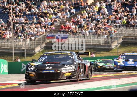 #77 Robin Rogalski (POL) / Simon Connor Primm /GER), Audi R8 LMS GT3 ...