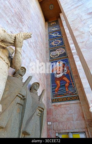 Palazzo delle Poste e Telegrafi in Agrigento, Sicily, Agrigento, Sicily, Italy. Stock Photo