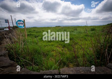 A Reform Party roadside call to vote in a field near Northowram,Halifax, West Yorkshire ahead of Thursdays May 7th 2026 council elections. Stock Photo