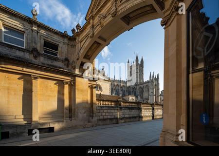 Bath Abbey seen through the Archway in Bath, Somerset, England. Stock Photo