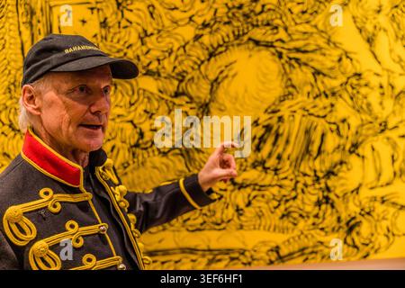 Thomas Baumgärtel at the opening of the exhibition “40 Years of Bananensprayer”. This major project runs from May to the end of September 2026 and is themed “Freedom for Art”. The NiederrheinTour 2026 will showcase 40 groups of works spanning 40 years at 40 art venues. Here in the Grevenbroich dispatch hall with images from the Bananenpointillismus series. Grevenbroich, Nordrhein-Westfalen, Germany Stock Photo