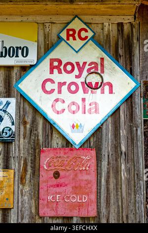 Royal crown cola sign hi-res stock photography and images - Alamy