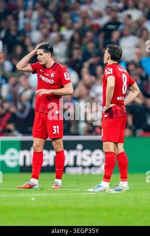 Lukas Kübler ( Freiburg, #17 ), Maximilian Eggestein ( Freiburg, #08 ...