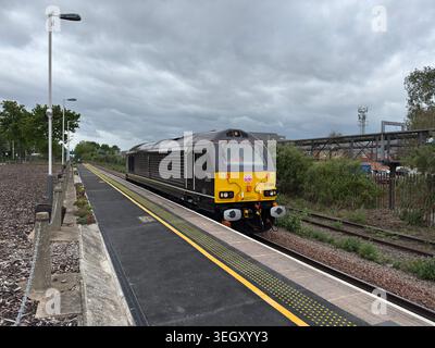 DB Cargo operated Class 67 locomotive 67006 Royal Sovereign trundles through Burton on Trent on route to Toton Depot from Kidderminster on 20 May 2026 Stock Photo