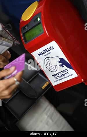 Electronic bus pass and card reader used to tap on tap off when travelling on public transport  in Nice France Stock Photo