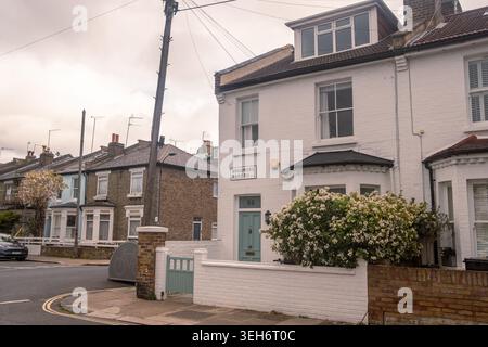 LONDON - APRIL 15, 2026: BRACKENBURY VILLAGE W6 – Bradmore Park Road residential street with period houses Stock Photo