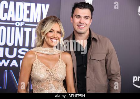 PARADISE, LAS VEGAS, NEVADA, USA - MAY 17: Mackenzie Carpenter wearing Elie Saab Resort 2026 and Cole Neuber arrive at the 61st Annual Academy Of Country Music (ACM) Awards held at the MGM Grand Garden Arena on May 17, 2026 in Paradise, Las Vegas, Nevada, United States. (Photo by Xavier Collin/Image Press Agency) Stock Photo