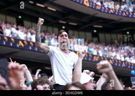 London, UK. 24th May, 2026. Spurs fans at the Tottenham Hotspur v Everton EPL match, at the Tottenham Hotspur Stadium, London, UK on 24th May, 2026. Credit: Paul Marriott/Alamy Live News Stock Photo