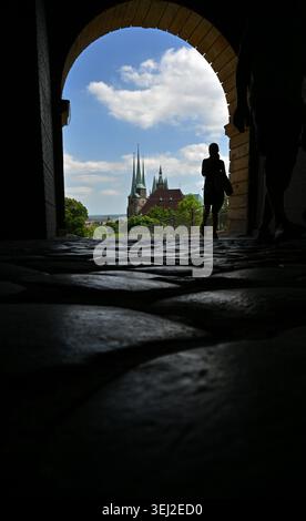 Erfurt, Germany. 27th May, 2026. St. Mary's Cathedral and the Severi Church stand in the sunshine not far from the Petersberg Citadel in the center of the Thuringian capital. The first heatwave is slowly coming to an end. The coming week will be somewhat cooler and changeable, say meteorologists. Credit: Martin Schutt/dpa/Ģ����ý Live News Stock Photo
