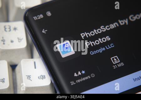 Dhaka, Bangladesh 07 Dec 2025:PhotoScan by Google Photos app on the display of smartphone or tablet Stock Photo