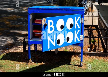 Book Nook free book drop, book swap in Cobble Hill, Brooklyn, New York. Stock Photo
