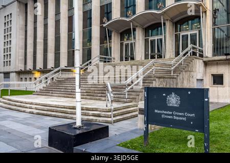Entrance to Manchester Crown Court in Crown Square, Spinningfields. Stock Photo