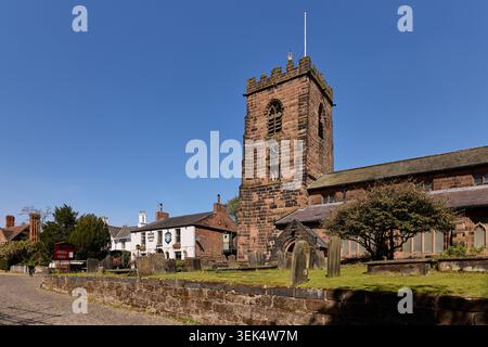 Grappenhall village in the Borough of Warrington in Cheshire. Pictured Parr Arms  on Church Lane Stock Photo