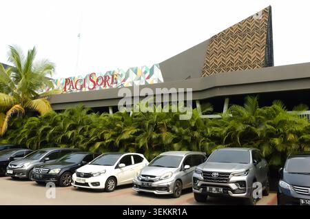 Jakarta, Indonesia - July 14, 2024 : Rumah Makan Padang Pagi Sore is located in the PIK2 area with luxurious service and facilities. Stock Photo