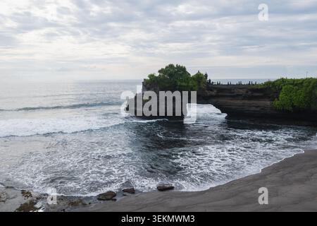 Tanah Lot tourist area, legendary and sacred for Balinese Hindus in the Tabanan area, January 4, 2026, Bali, Indonesia Stock Photo