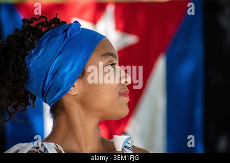 CIEGO DE ÁVILA, CUBA - April 28, 2026: A young person dances in José Martí Park as part of the DANZAR EN CASA festival. Stock Photo