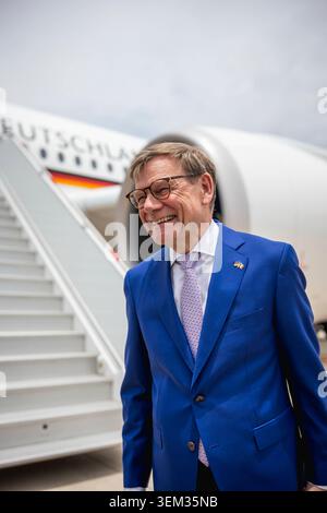 Johann Wadephul CDU, Bundesaussenminister, aufgenommen im Rahmen seiner Ankunft in Mexiko Stadt, 04.06.2026. Fotografiert im Auftrag des Auswaertigen Amtes Mexiko Stadt Mexiko *** Johann Wadephul CDU , Federal Foreign Minister, photographed during his arrival in Mexico City, 04 06 2026 Photographed on behalf of the Federal Foreign Office Mexico City Mexico Copyright: xJulianexSonntag/AAx Stock Photo