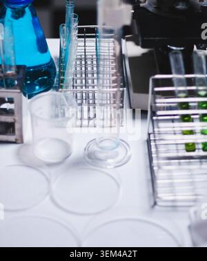 Researchers working in the clinical laboratory Stock Photo