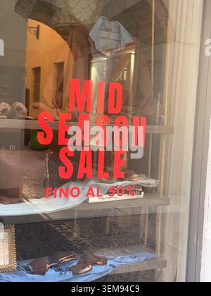 Store Sale Store discount sign displaying 50 percent discount and 20 percent off ...