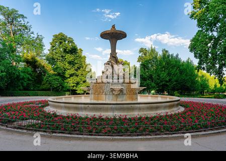 Fountain in Retiro Park at dawn on a beautiful spring day, Madrid. Stock Photo