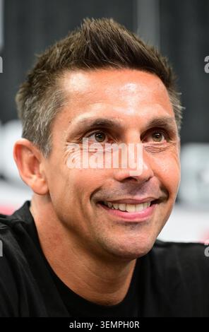 Trainer [coach] Marcel Rapp (St. Pauli) Darmstadt, October 23, 2026 ...