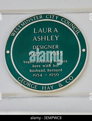 Laura Ashley blue plaque on her former residence, Pimlico, UK Stock Photo