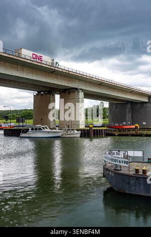 Preparatory work is underway for the replacement of the Berliner Brücke on the A59 in Duisburg; the 1.8-kilometre-long, four-lane section of the motor Stock Photo