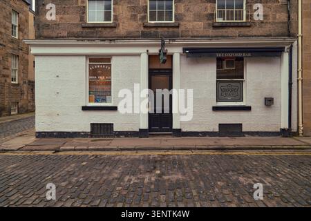 Edinburgh, Scotland, United Kingdom - January 18 2026: The Oxford Bar, a traditional public house in Edinburgh Stock Photo