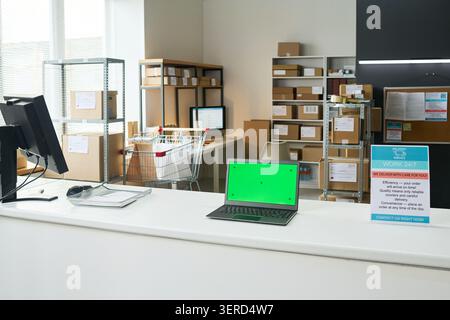 Order Pickup Point Supporting Food Delivery and Parcel Fulfillment Stock Photo