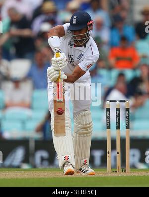 London, UK. 18th June, 2026. LONDON, ENGLAND - JUNE 18: Emilio Gay of England bats during day 2 of the 2nd Rothesay Test Match between England and New Zealand at The Kia Oval on June 18, 2026 in London, England. Credit: SPP Sport Press Photo. /Alamy Live News Stock Photo