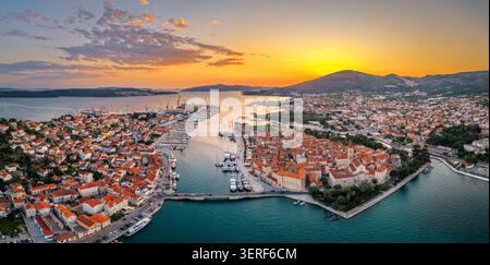 Trogir, Croatia medieval townscape on the Dalmatian Coast at dusk. Stock Photo