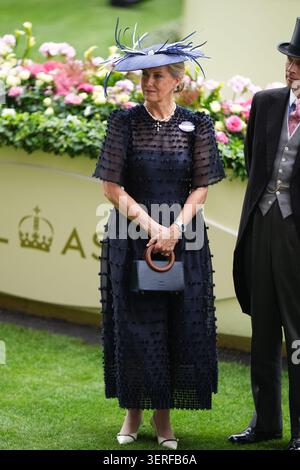 The Duchess Of Edinburgh On Day Three Of Royal Ascot At Ascot the-duchess-of-edinburgh-on-day-three-of-royal-ascot-at-ascot