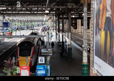 Waverley train station, Edinburgh, Scotland, UK Stock Photo