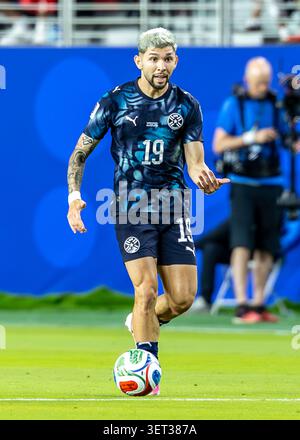 june-19-2026-paraguay-forward-julio-enciso-19-kicks-the-ball-forward